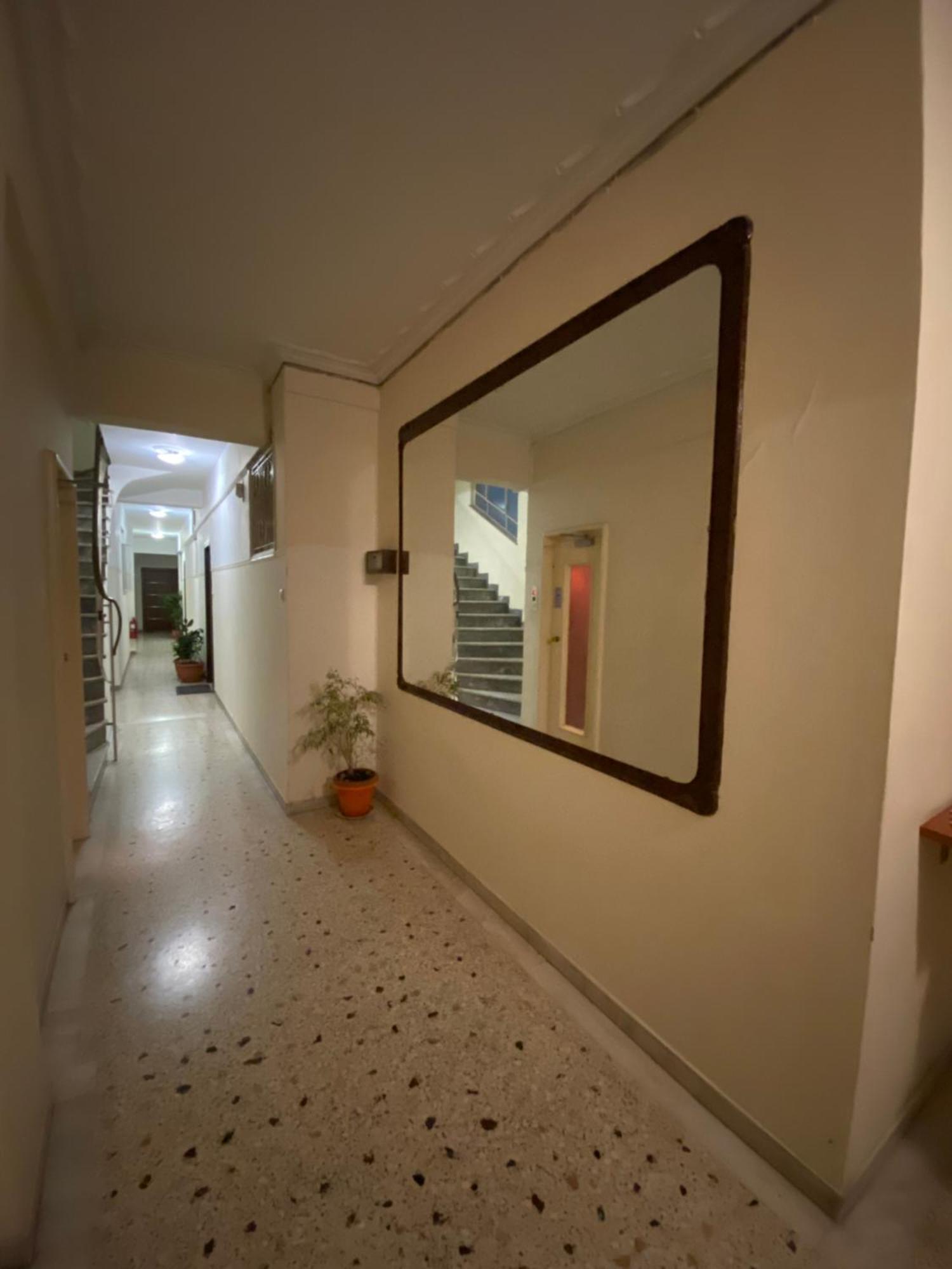 Appartement Traveller'S Choice à Athènes Extérieur photo